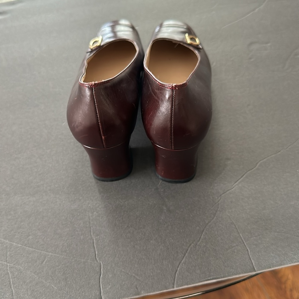 Shoes - Picture 2 of 4